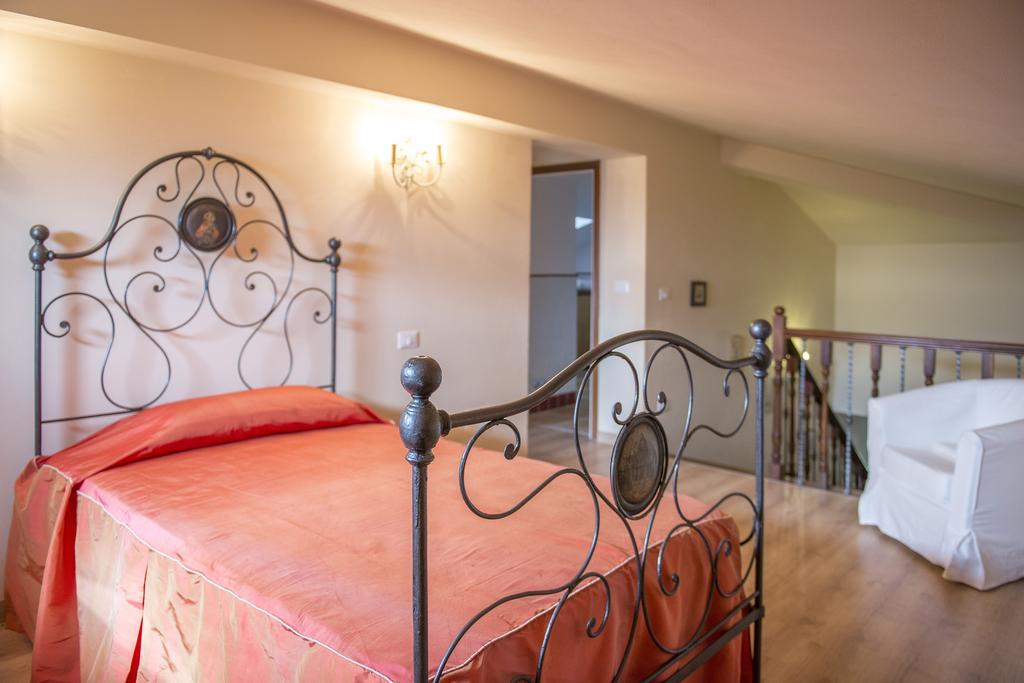 Tenuta Macetona Celle sul Rigo Zimmer foto